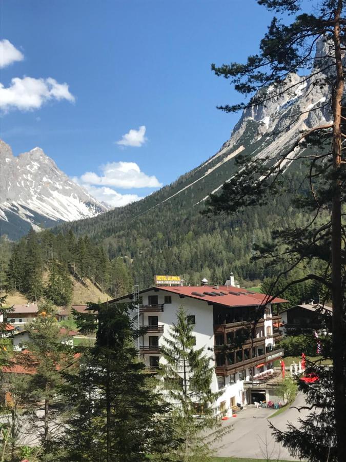 Hotel Alpina Regina Бибервир Экстерьер фото
